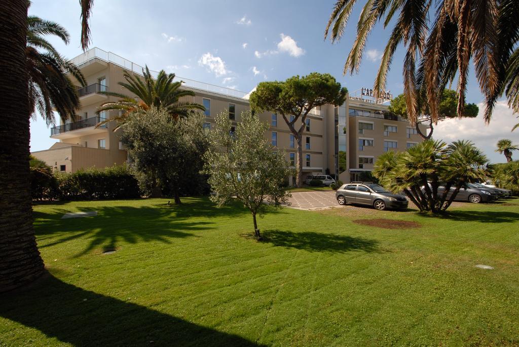 Grand Hotel L'Approdo Terracina Εξωτερικό φωτογραφία