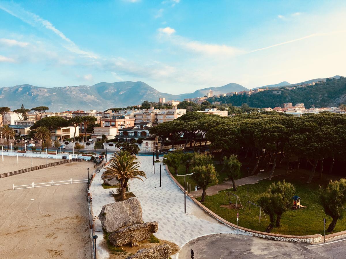 Grand Hotel L'Approdo Terracina Εξωτερικό φωτογραφία